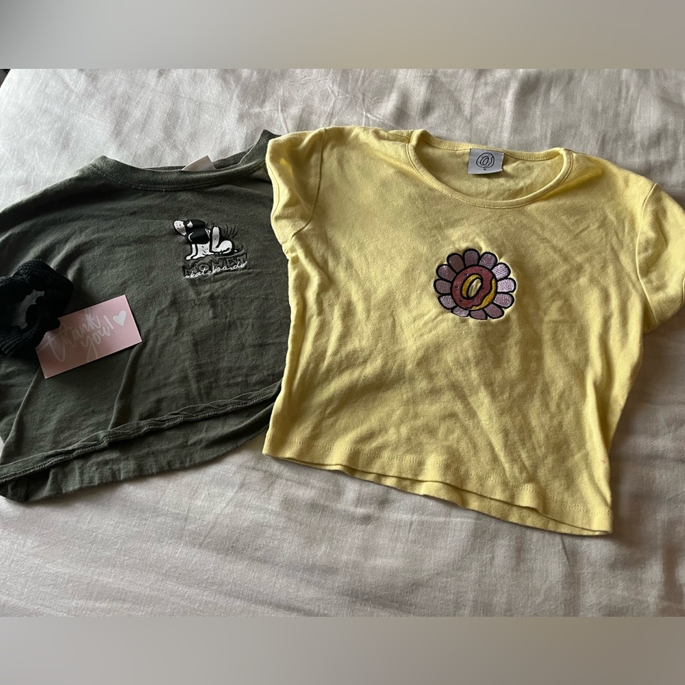 Zoomies cropped top tees - size small